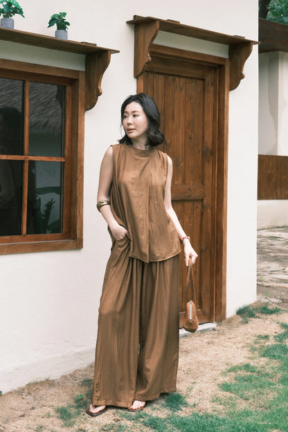 Noéline Relaxed Co-Ord Set in Brown
