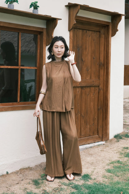 Noéline Relaxed Co-Ord Set in Brown
