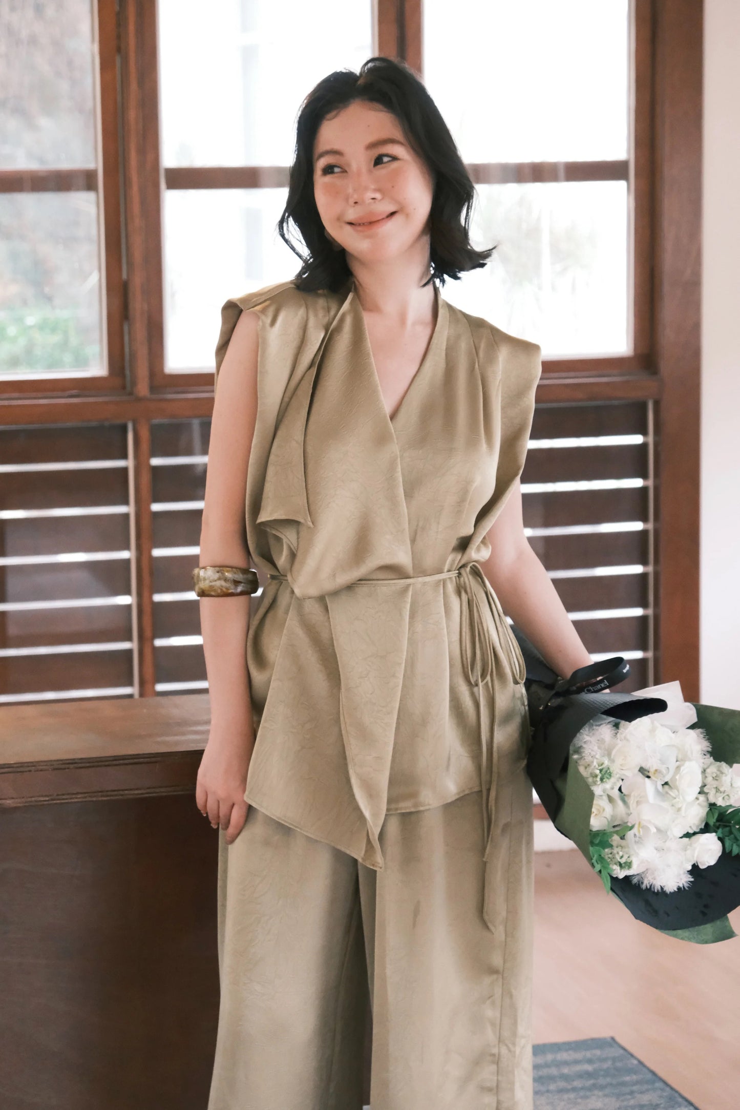Olienne Satin Wrap Set in Green