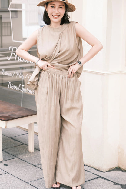 Noéline Relaxed Co-Ord Set in Khaki