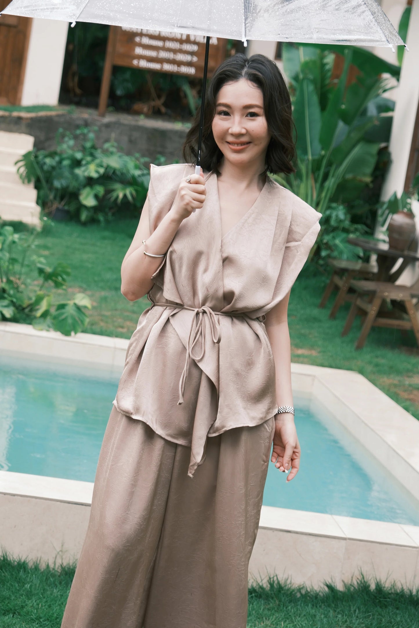 Olienne Satin Wrap Set in Khaki