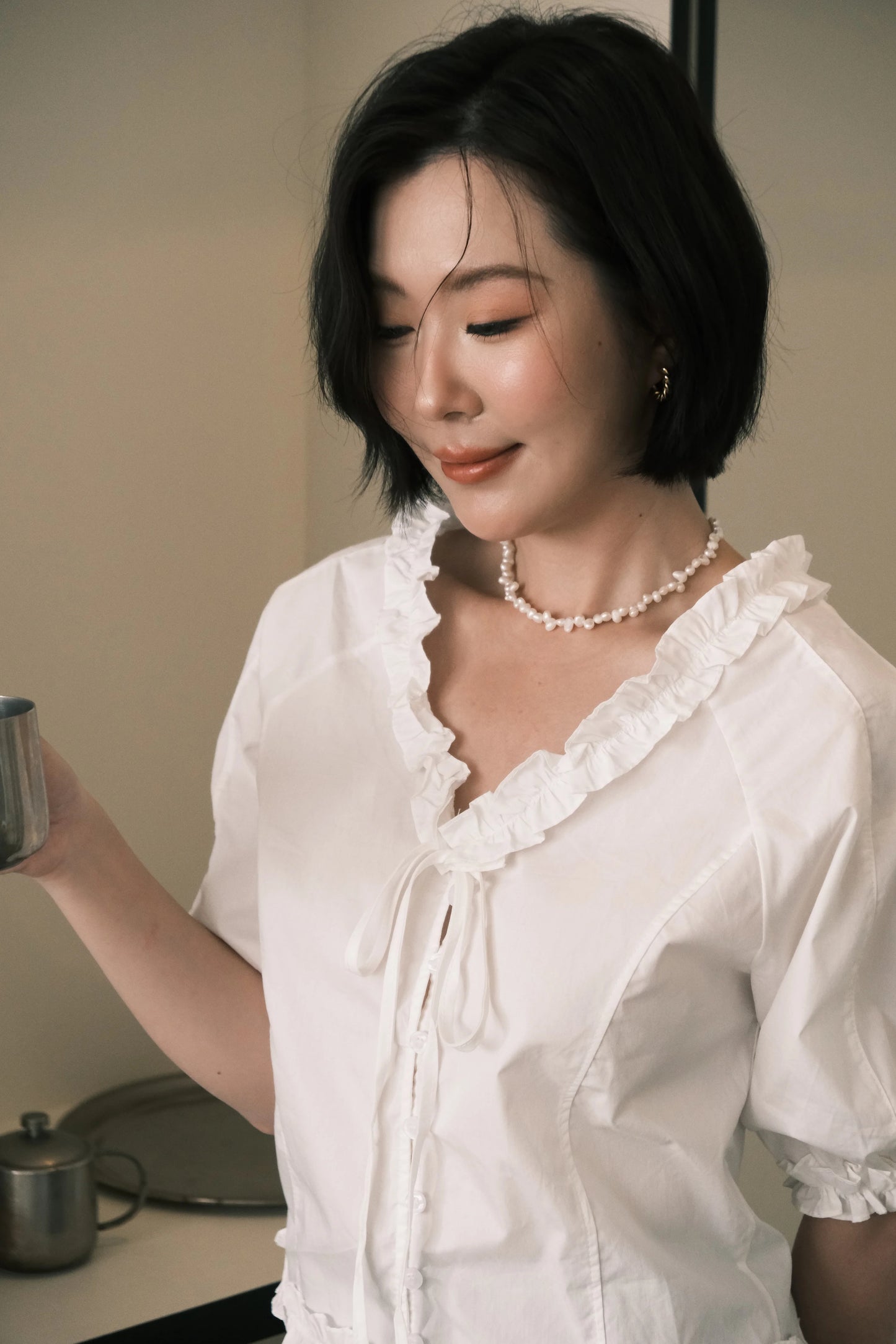 Élise Ruffle-Trim Puff-Sleeve Blouse