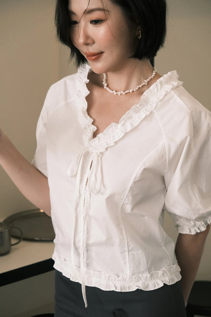 Élise Ruffle-Trim Puff-Sleeve Blouse