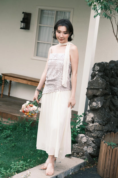 Seraphina Embroidered Dress in Grey